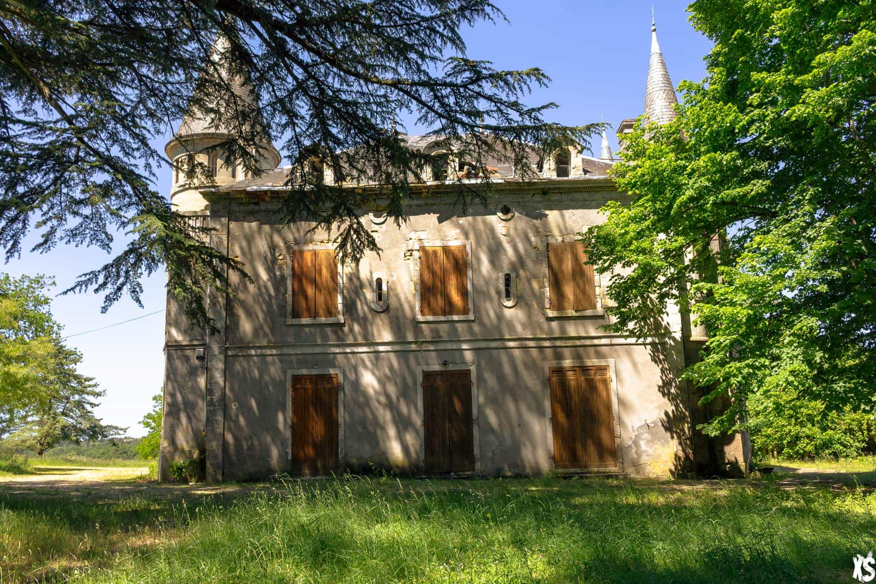 Château abandonné situé en Gironde | urbexsession.com/chateau-edward-gein | Urbex Aquitaine