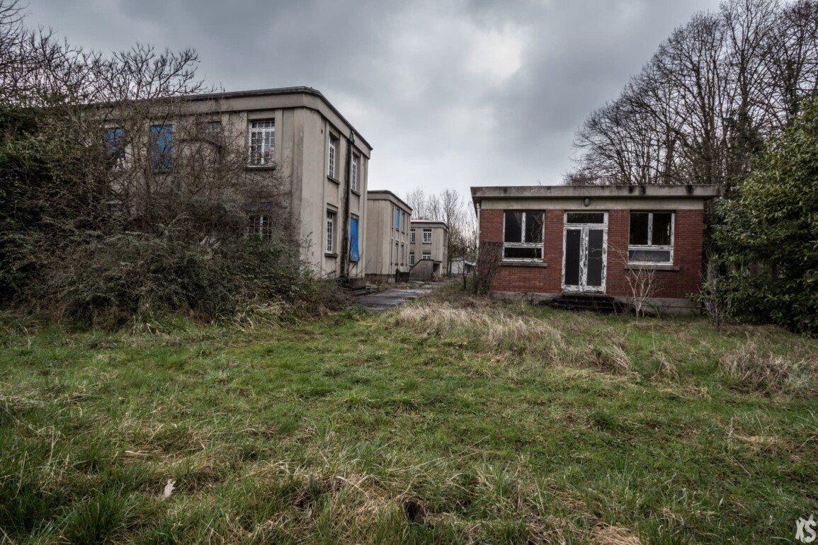 Tillie Klimek Asylum - Urbex - Abandoned Asylum in France