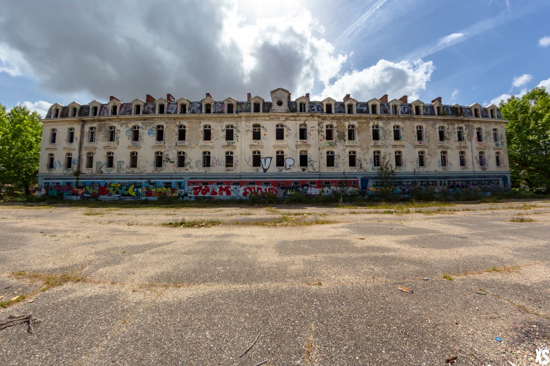 Caserne militaire abandonné situé à Bordeaux | urbexsession.com/caserne-niel-bordeaux | Urbex Bordeaux