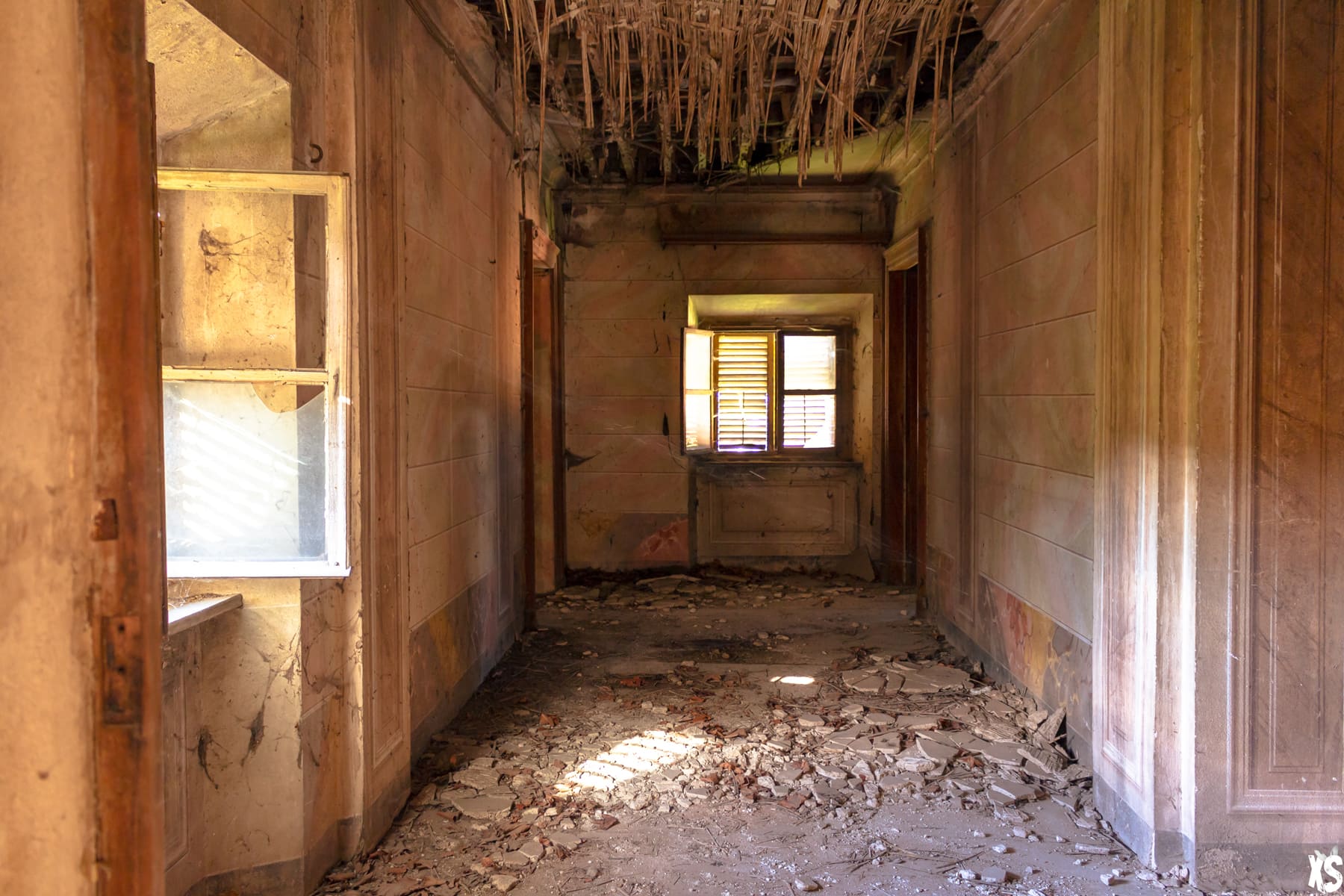 Zinnanti House - Abandoned villa in Italy - Photography